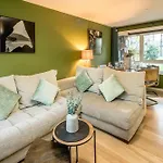 Prime Central London Bridge Gem, Near The Shard&The River!-Luxury Cosy Home W Parking&Wifi-10 Percent Off-Geniusdeals-Mobileratedeals!