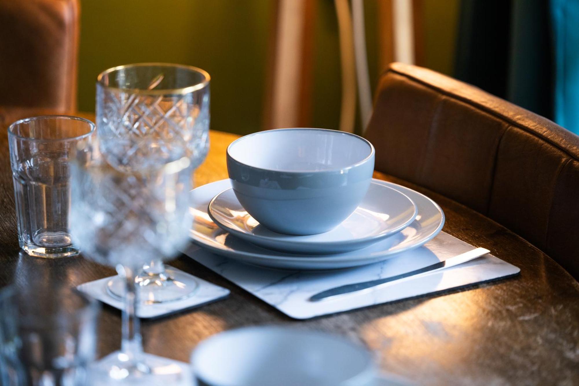 Apartment 20 Percent Off -promo Genius Offers-citycenter Londonbridge With Parking-wifi-sleeps7-4beds-netflix-family! *