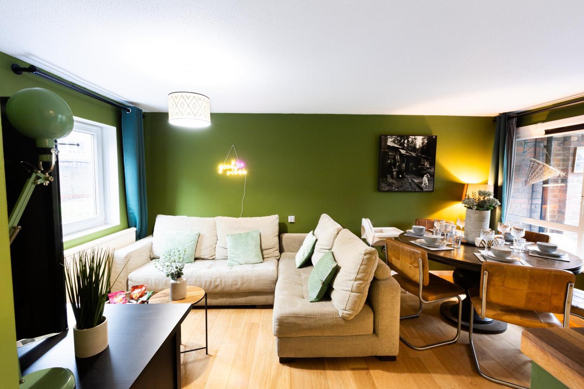20 Percent Off -promo Genius Offers-citycenter Londonbridge With Parking-wifi-sleeps7-4beds-netflix-family! Apartment *