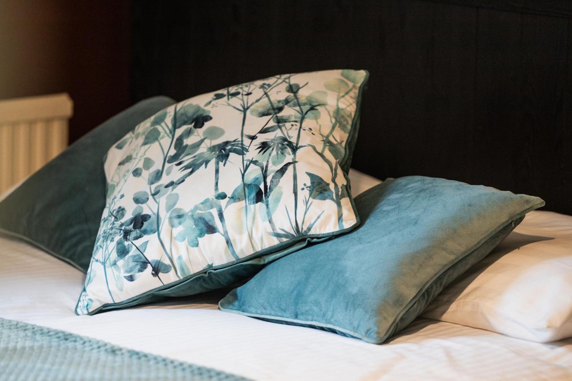 20 Percent Off -promo Genius Offers-citycenter Londonbridge With Parking-wifi-sleeps7-4beds-netflix-family! Apartment London