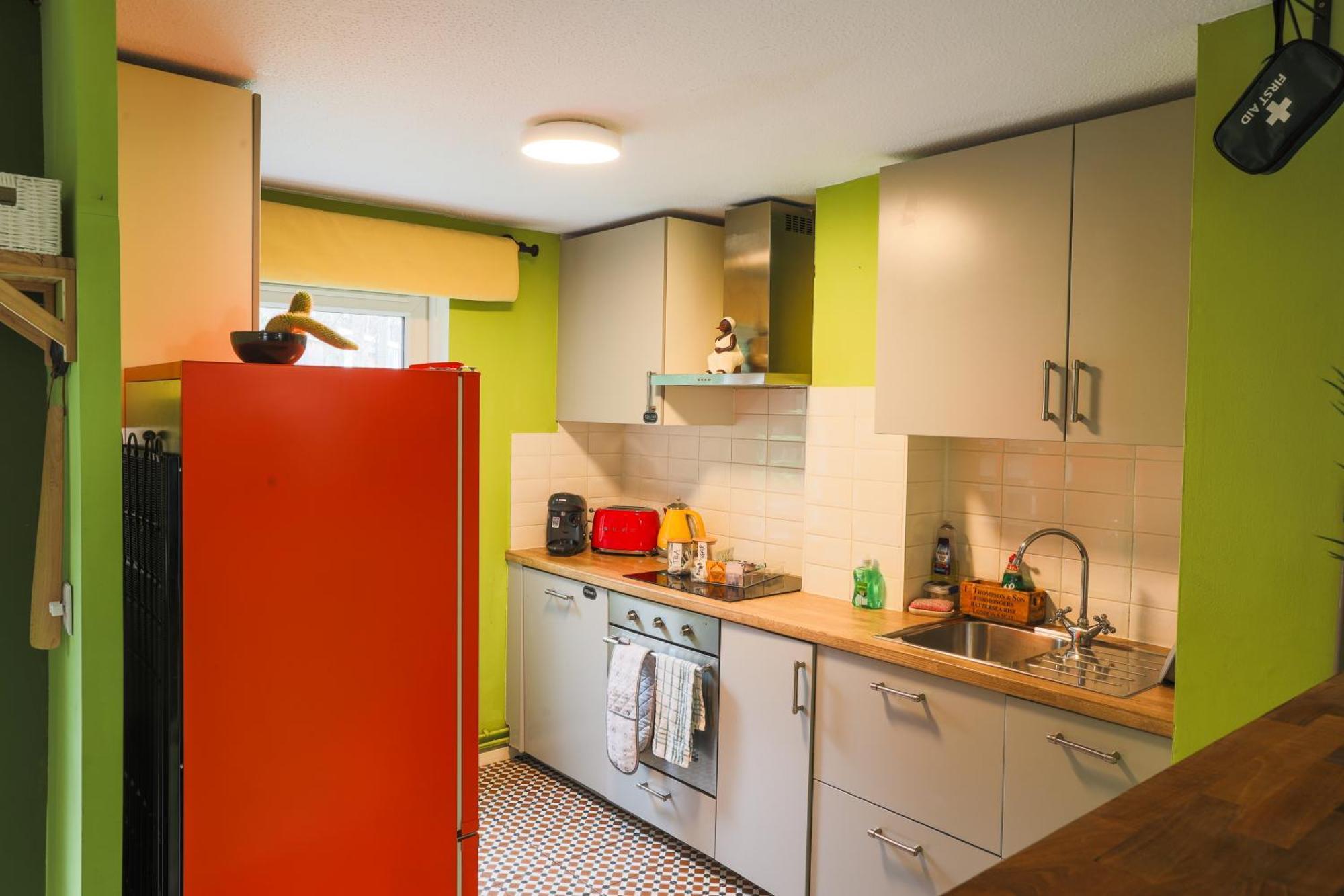 20 Percent Off -promo Genius Offers-citycenter Londonbridge With Parking-wifi-sleeps7-4beds-netflix-family! London